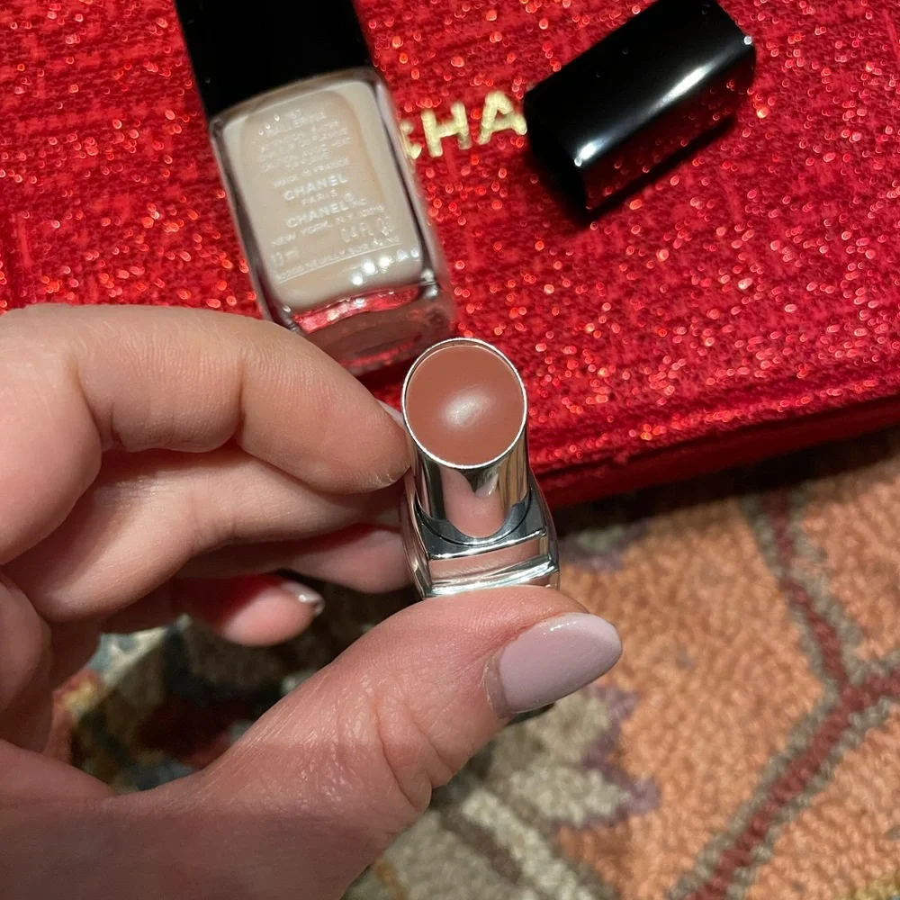Chanel Natural Touch Gift Set - Picture 3 of 5